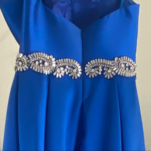 Mac Duggal 10, strapless ballgown. HOCO, pageant, prom, formal, MOB, bridesmaid - Picture 6 of 8